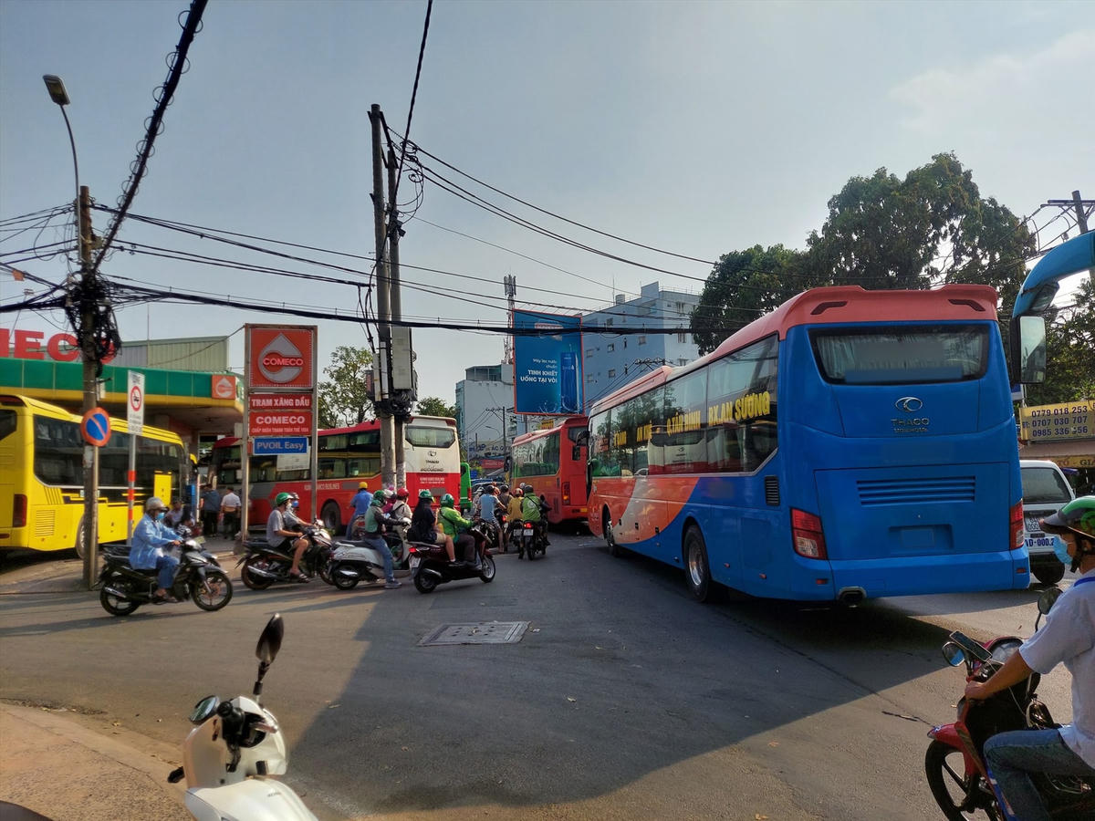 Sở Giao thông vận tải TPHCM nghiên cứu việc cấm xe khách giường nằm vào trung tâm 24/24 giờ.