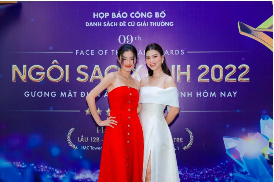 Diễn viên phim "Em và Trịnh" tại họp báo "Ngôi sao xanh". Ảnh: Dân Việt. 