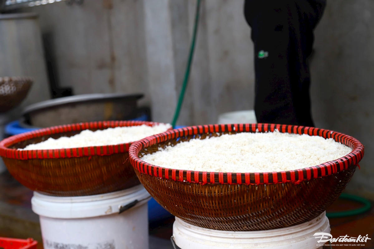 W_banh_chung_tranh_khuc-le-khanh9.jpg