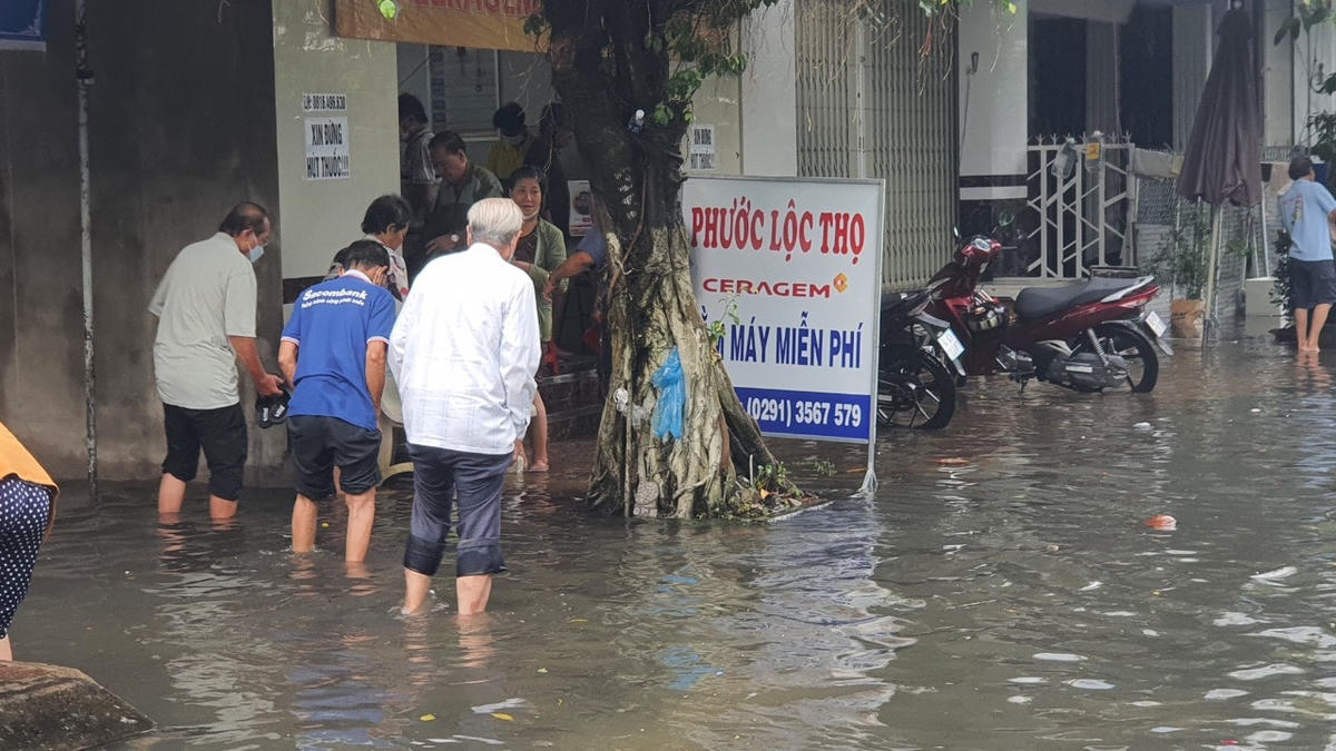 Triều cường ở Đồng bằng sông Cửu Long xác lập kỷ lục mới