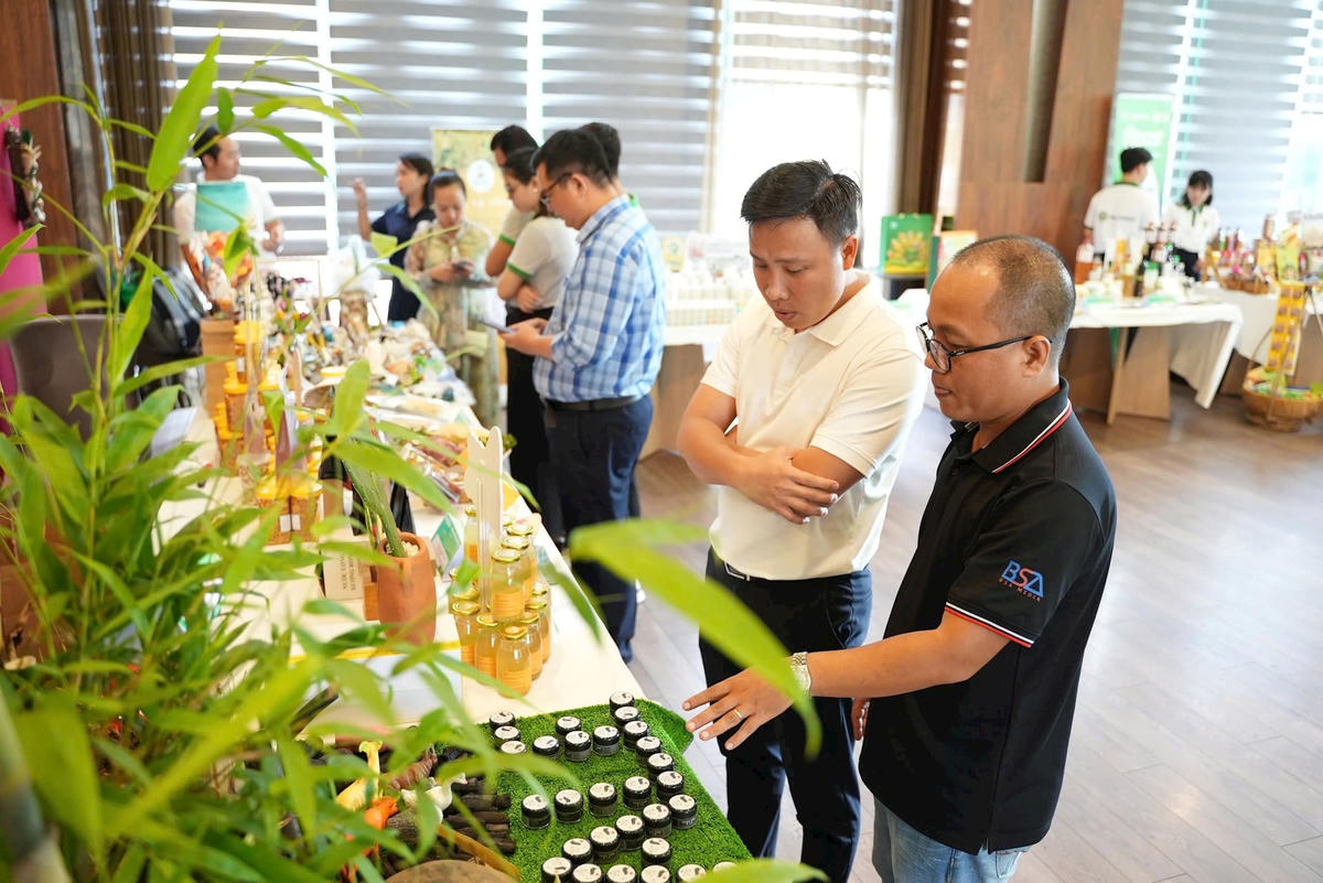 Tim đầu ra Sản phẩm xanh