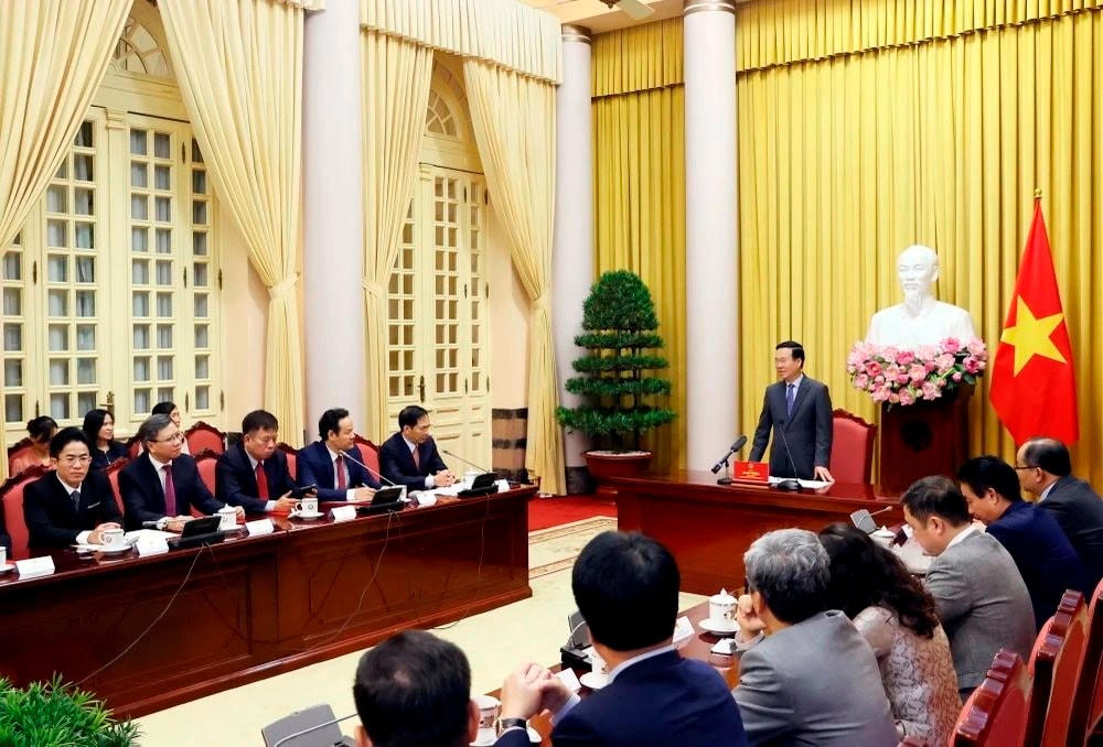 anh-bai-tren2.jpg