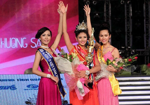 Sau 12 năm, cuộc sống Top 3 Hoa hậu Việt Nam 2010 có những ngã rẽ riêng. 