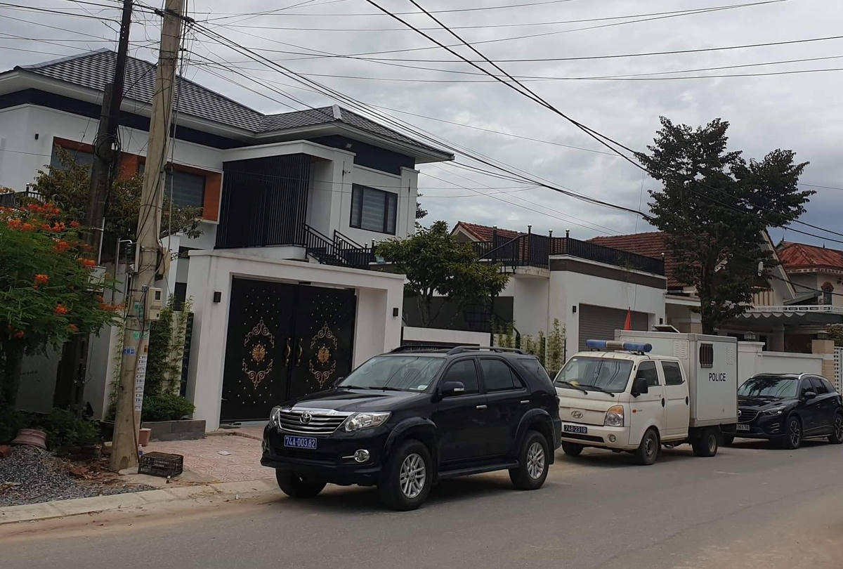 Các cá nhân, tổ chức đã bị Nhi, Liêm lừa đảo chiếm đoạt tài sản liên hệ với Cơ quan CSĐT Công an tỉnh Quảng Trị để được hướng dẫn giải quyết (Ảnh: ND).
