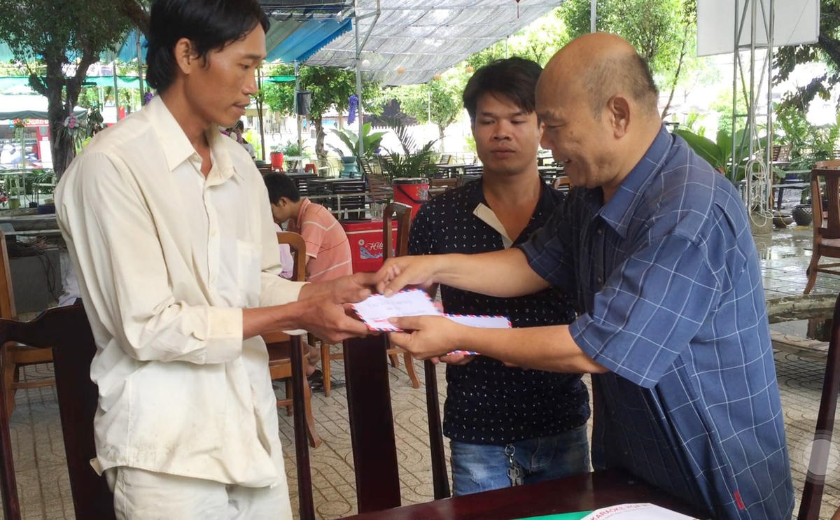 Một hoạt động chăm lo hỗ trợ người dân có hoàn cảnh khó khăn tại Bình Dương.