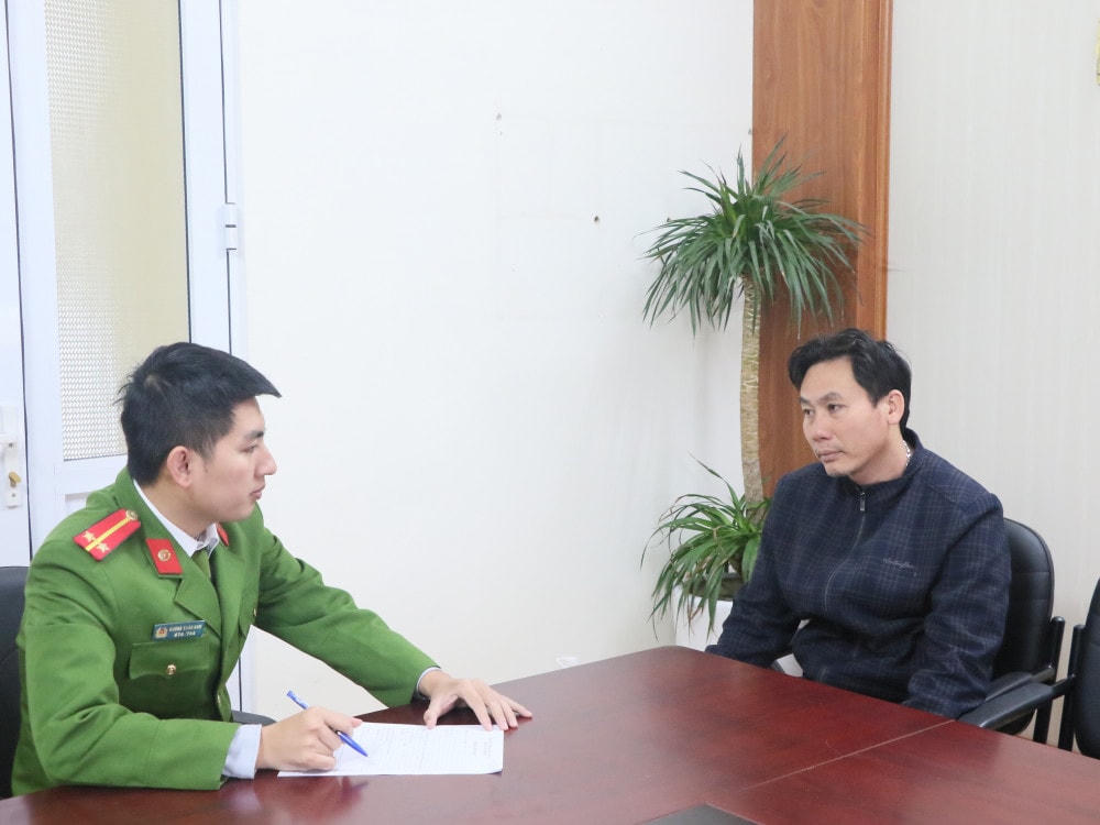 Cơ quan Công an lấy lời khai Nguyễn Hoàng Diệu.