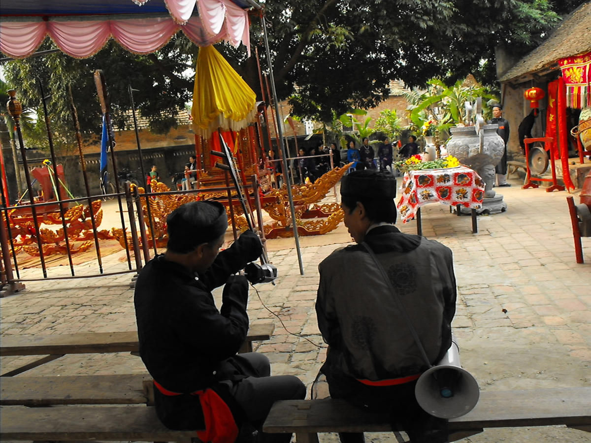 Chuẩn bị cho lễ hội mùa xuân.  