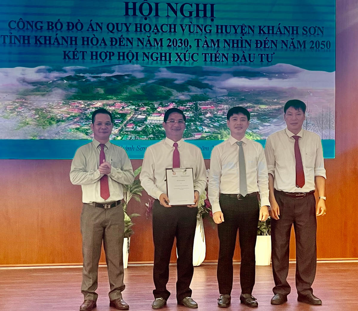 Khánh Hòa công bố quy hoạch Đồ án xây dựng Khánh Sơn là vùng du lịch sinh thái (ảnh Thùy Trang}