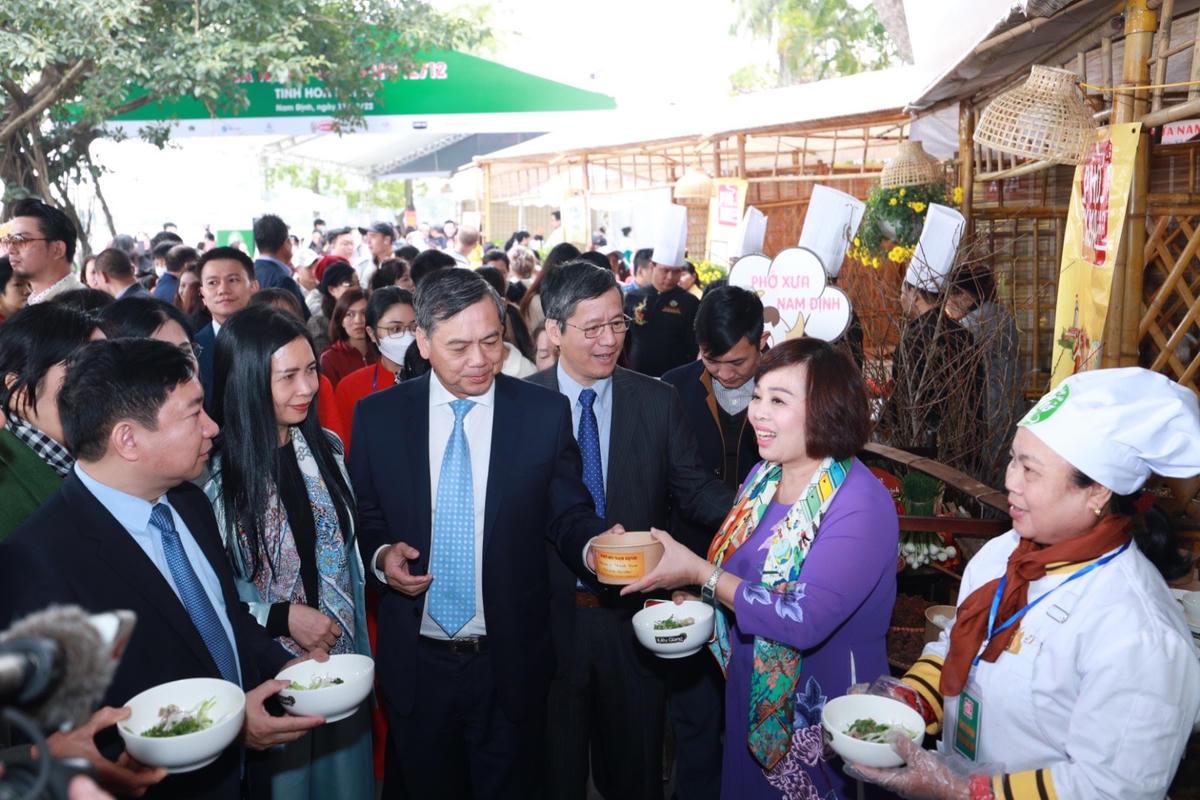 Nam Định: Mở hội tôn vinh Phở