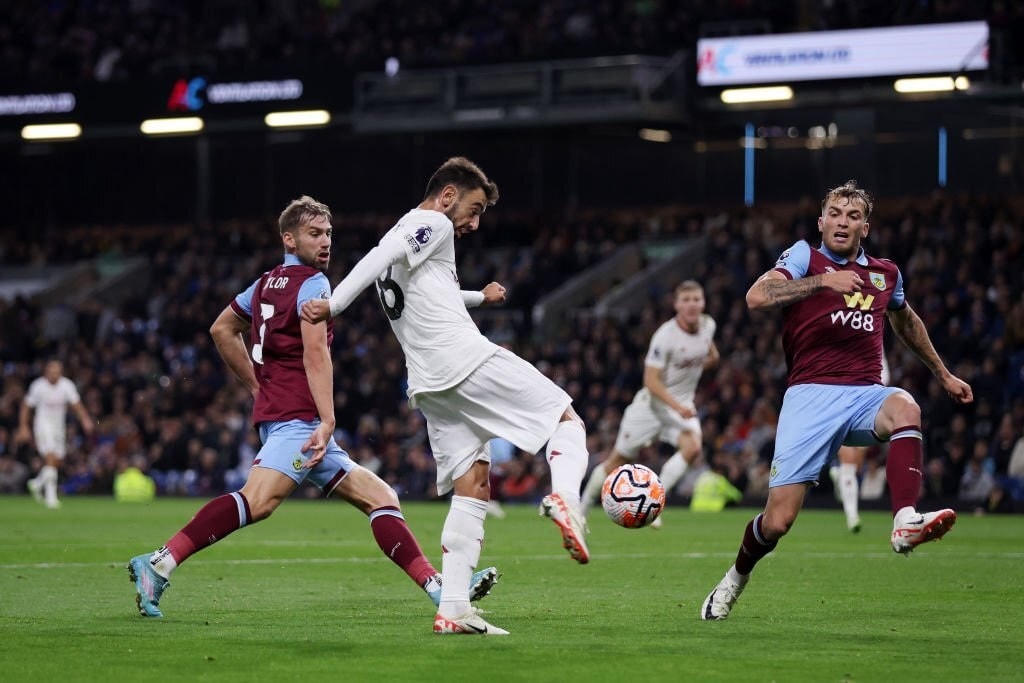 Fernandes lập công, Man Utd hạ Burnley. (Ảnh: Getty).