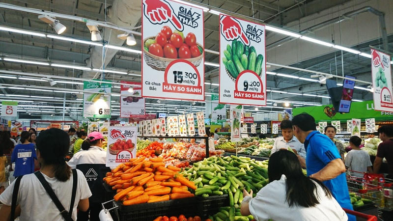Nhiều doanh nghiệp buộc phải giảm giá để giữ chân khách hàng.