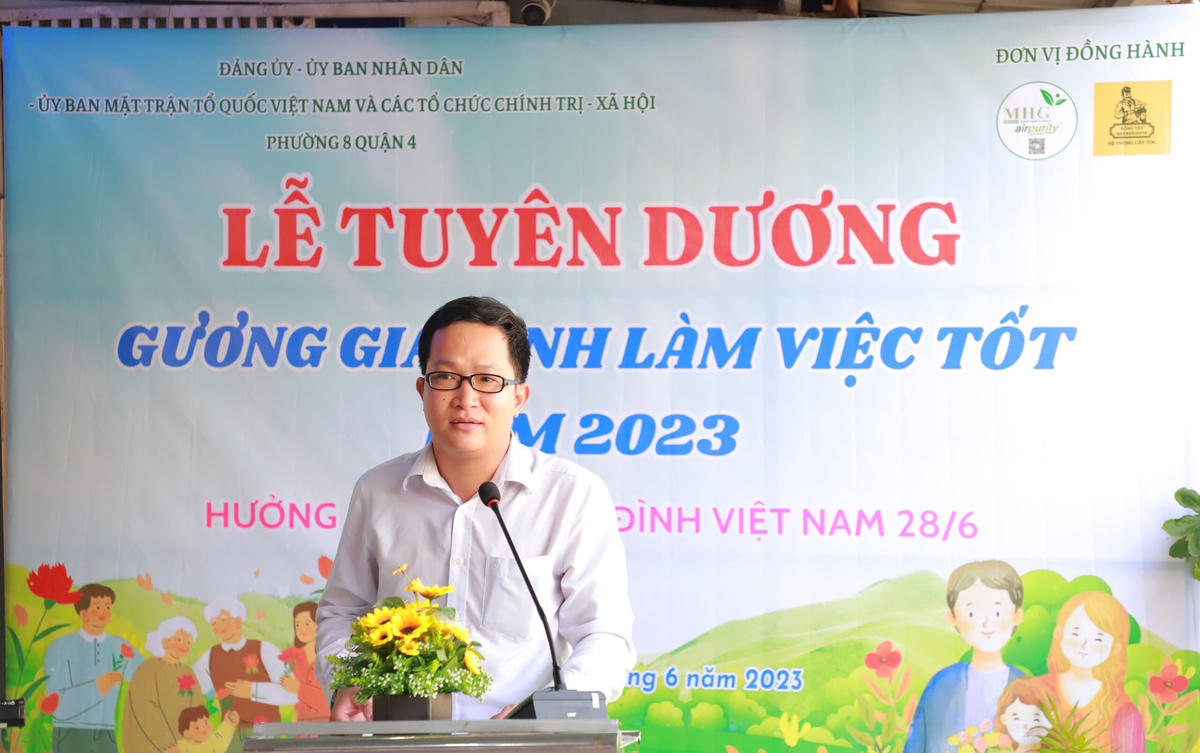 Tuyên dương 14 gương 'Gia đình làm việc tốt' năm 2023