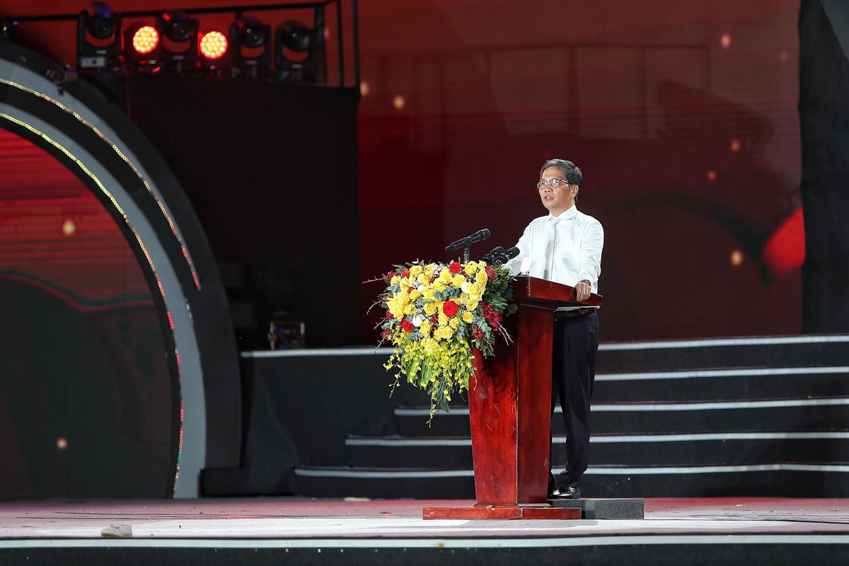  Uỷ viên Bộ Chính trị, Trưởng ban Kinh tế Trung ương Trần Tuấn Anh phát biểu tại buổi lễ.