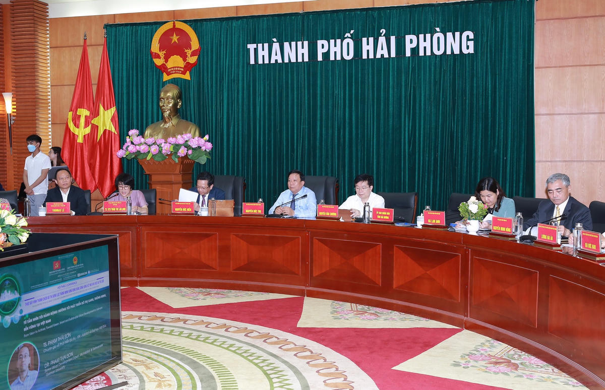 Hội thảo với chủ đề “Thúc đẩy hình thành chuỗi đô thị động lực thông minh vùng Đồng bằng sông Hồng kết nối khu vực và thế giới”.