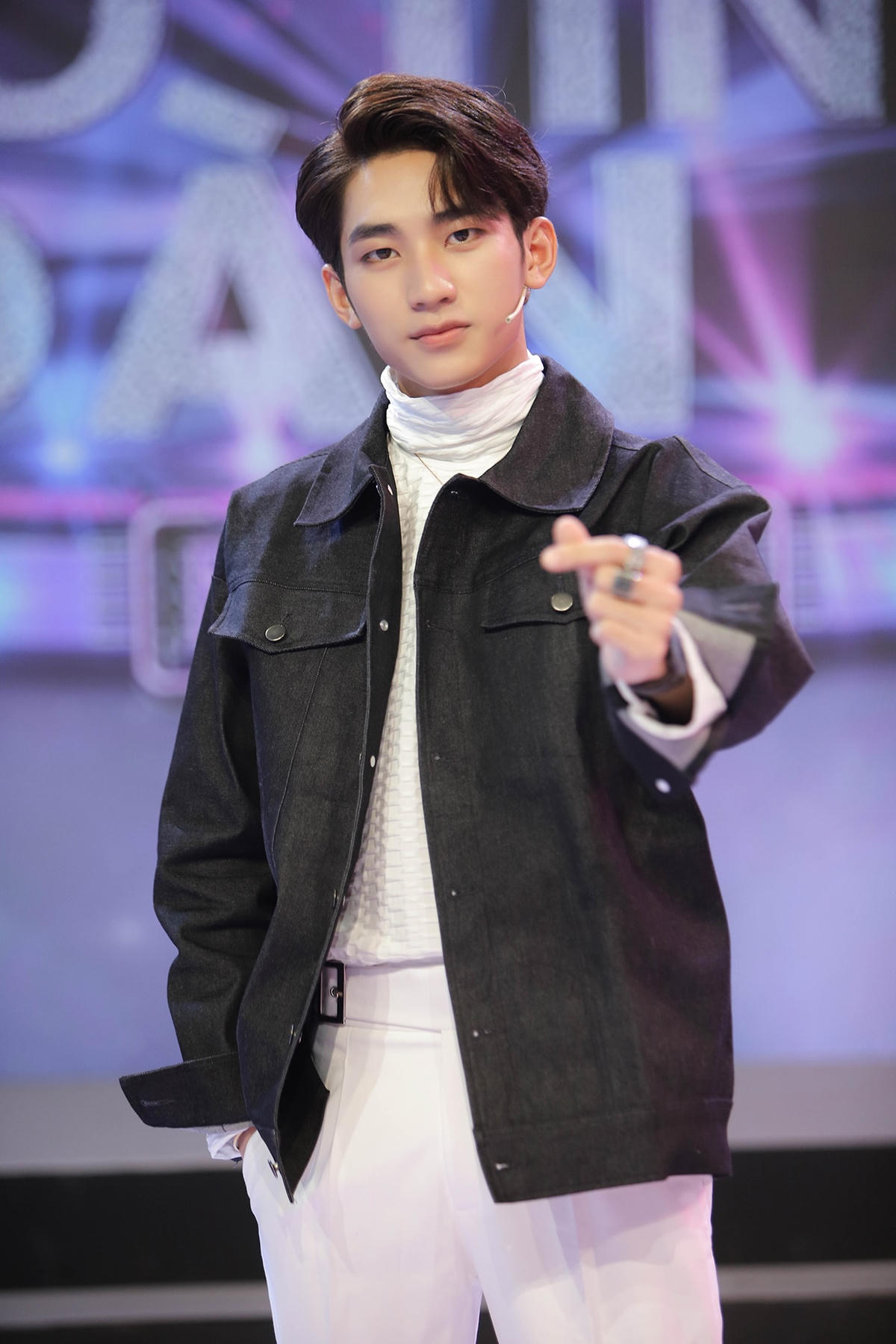 Ngô Đức Hải khiến dàn khách mời phấn khích. Ảnh: Perfect Universe.