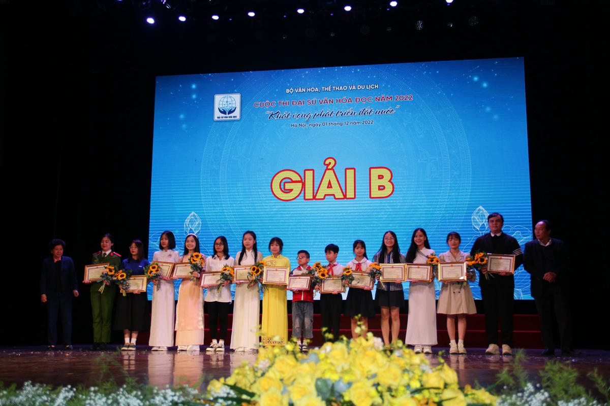 Trao giải cuộc thi Đại sứ văn hóa đọc năm 2022