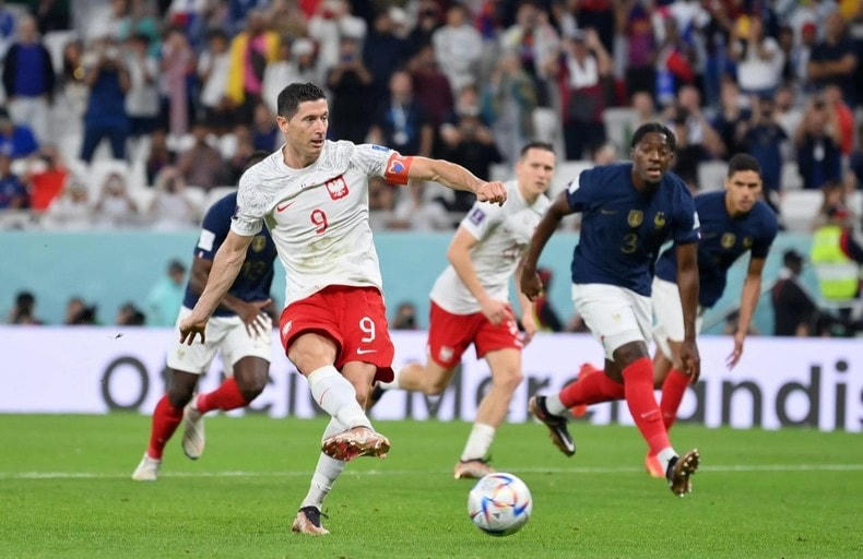 Ba Lan có bàn thắng danh dự từ  chấm 11m nhờ công của Lewandowski.