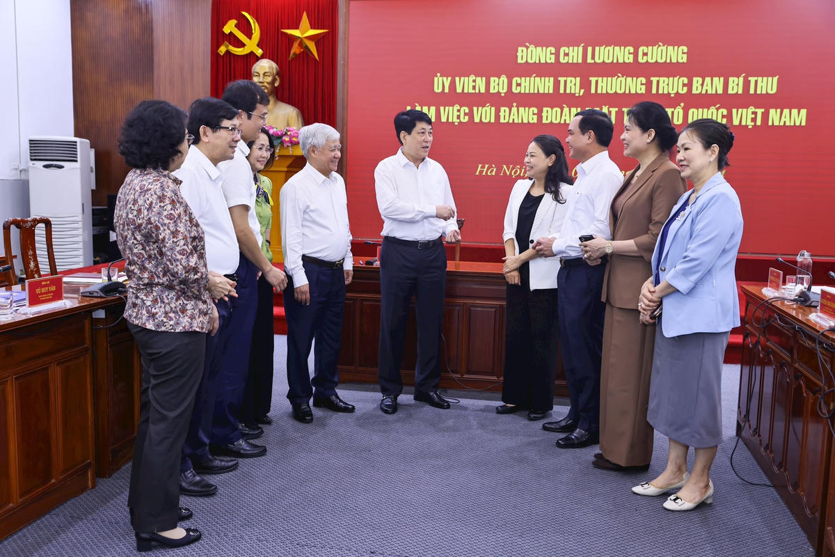 d5cff59d17d7b389eac6.jpg