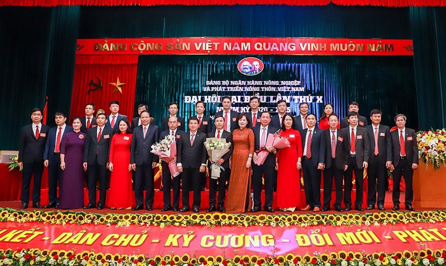 Ban chấp hành Đảng bộ Agribank nhiệm kỳ 2020-2025.