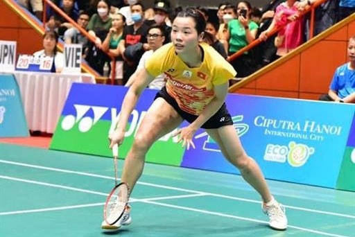 Nguyễn Thùy Linh thi đấu ở trận bán kết đơn nữ (Ảnh: VBF).