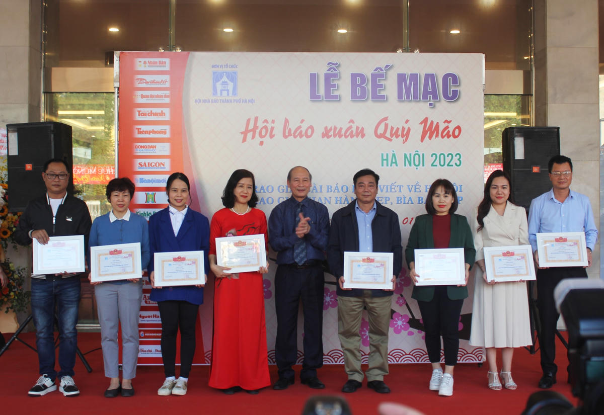 Báo Đại Đoàn Kết giành giải C gian trưng bày Hội báo Xuân Quý Mão - Hà Nội năm 2023.