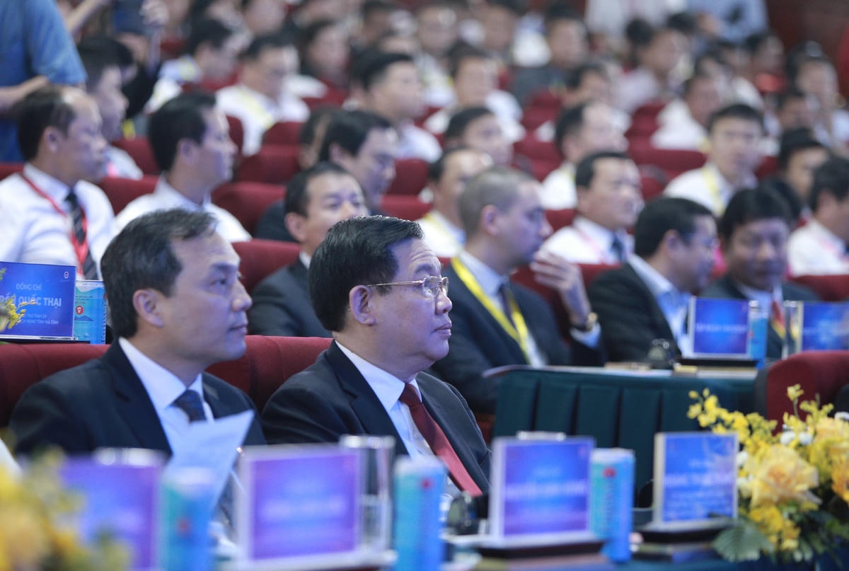 Đại biểu dự hội nghị.
