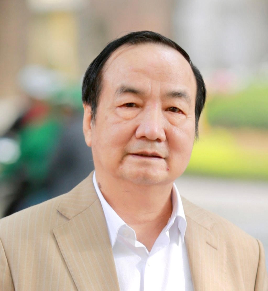 PGS.TS Trần Khánh Thành.  