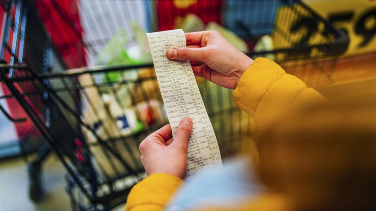 Chi phí thực phẩm và năng lượng tăng khiến khu vực đồng Euro khó khăn. Nguồn: Getty.