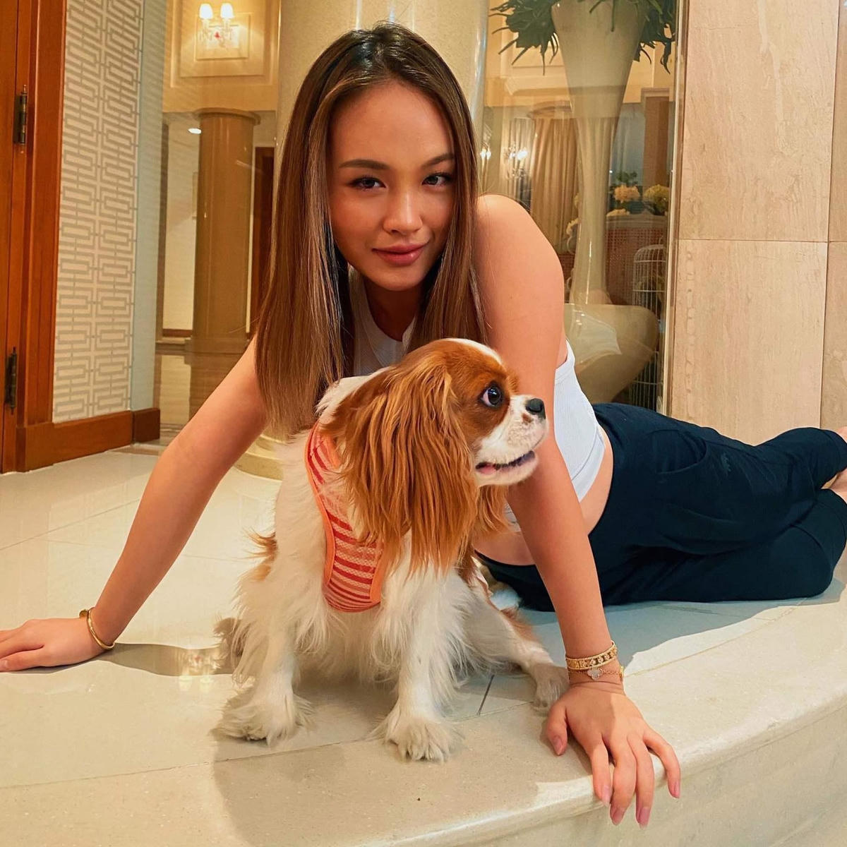 Ngắm vẻ đẹp xinh xắn, quyền quý của con gái Madame Pang