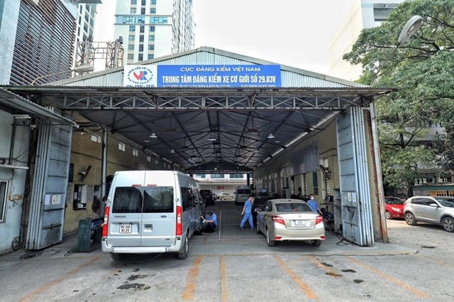 31 tỉnh, thành phố có nguy cơ xảy ra ùn tắc đăng kiểm do thiếu đăng kiểm viên.