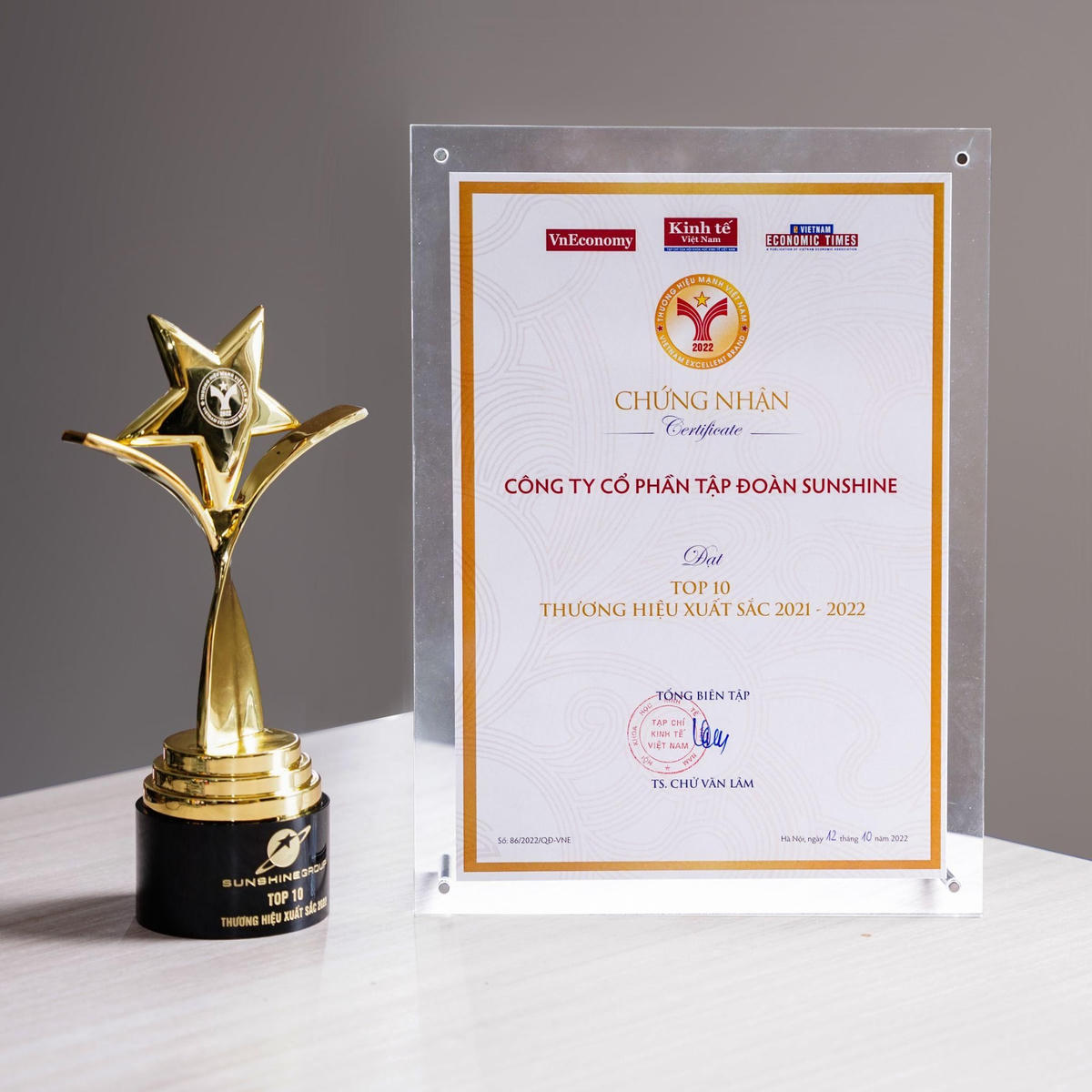 Sunshine City, thành phố Xanh bên nhịp sóng sông Hồng, tọa lạc tại KĐT Nam Thăng Long (Ciputra) được vinh danh KĐT đáng sống trong nhiều năm liên tiếp.