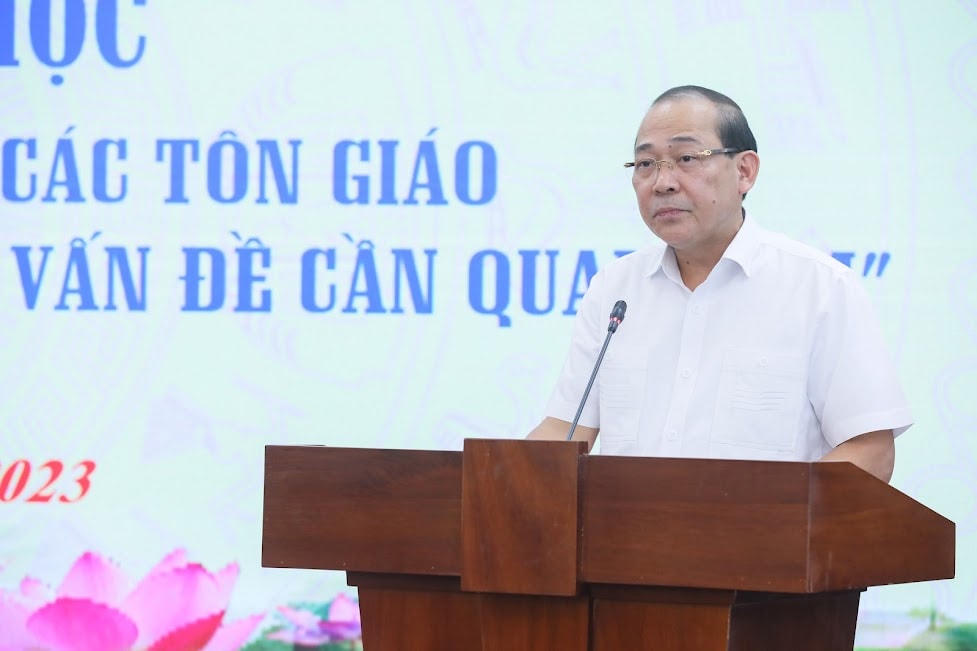 Phó Chủ tịch UBTƯ MTTQ Việt Nam Hoàng Công Thủy phát biểu tại Hội thảo.