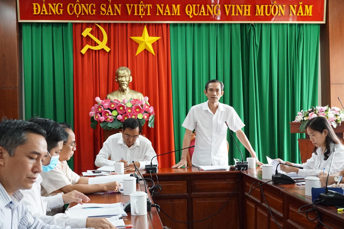 Ông Nguyễn Tất Độ - Phó Chủ tịch Ủy ban MTTQ Việt Nam tỉnh Đồng Nai phát biểu. Ảnh: Mạnh Thìn