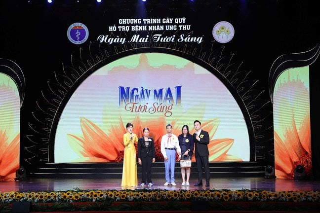 Chủ tịch Ủy ban Trung ương MTTQ Việt Nam Đỗ Văn Chiến kêu gọi nguồn lực hỗ trợ bệnh nhân ung thư nghèo