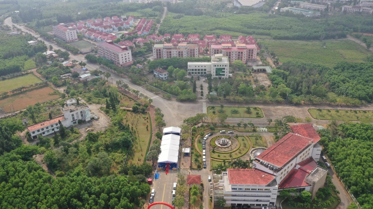 Một góc KKT Dung Quất.