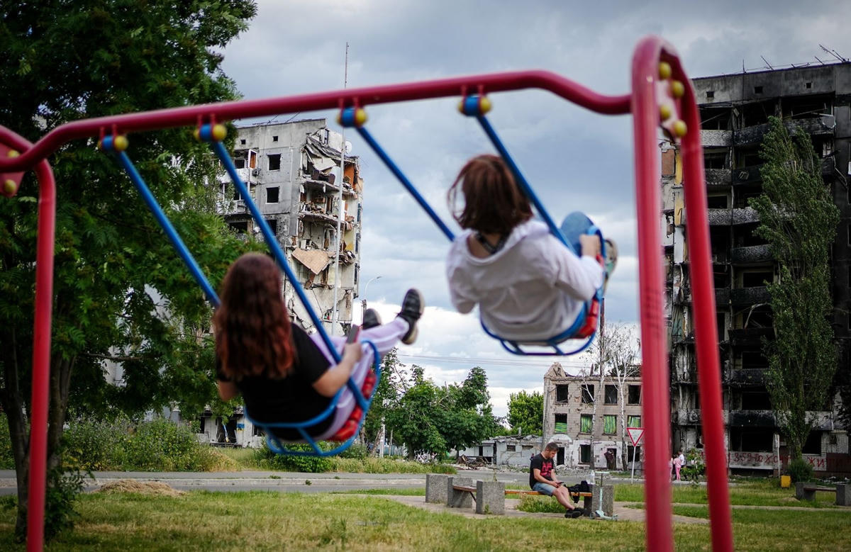 Các tòa nhà bị phá hủy ở Borodyanka, Ukraine. Ảnh: CNN.