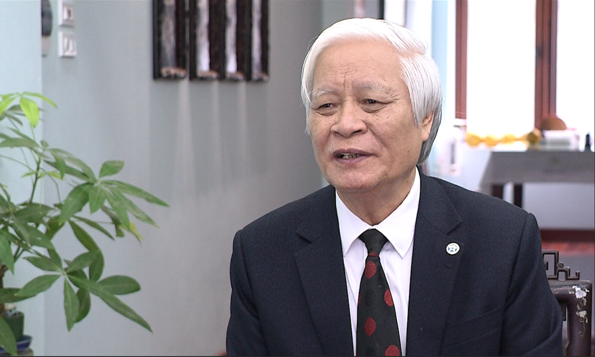 TS Nguyễn Viết Chức.