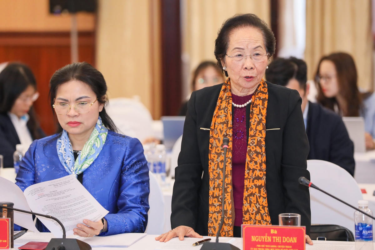 Bà Nguyễn Thị Doan, Chủ tịch Hội khuyến học Việt Nam phát biểu tại Hội nghị. Ảnh: Quang Vinh.