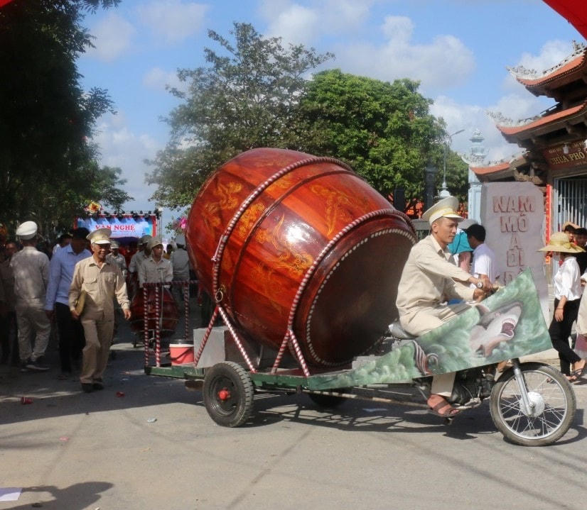 [ẢNH] Nam Định: Tri ân tiền nhân, dân làng tôn tạo đền cổ