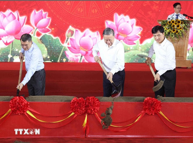 ttxvn-2707-tong-bi-thu-dien-bien-5.jpg