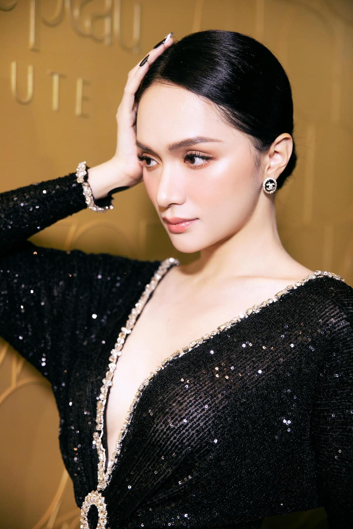 Danh hiệu Hoa hậu Chuyển giới Quốc tế là sự đền đáp cho những cố gắng, nỗ lực bứt phá của Hương Giang.