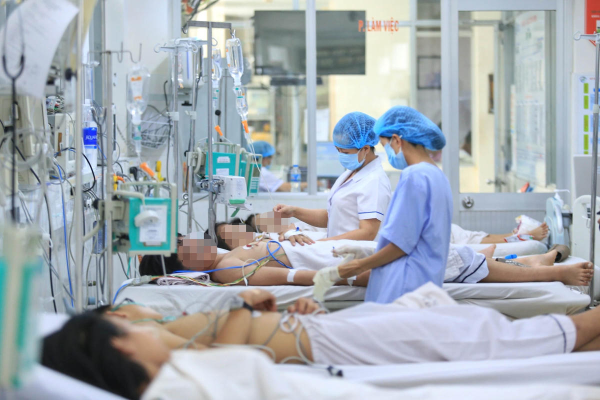 Trẻ em là đối tượng khi mắc sốt xuất huyết dễ chuyển biến nặng.