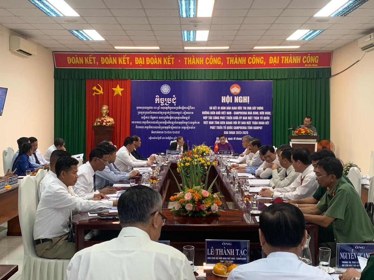 Quang cảnh hội nghị.