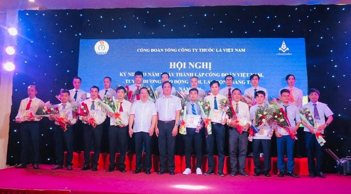 Tuyên dương 74 lao động giỏi, lao động sáng tạo năm 2021