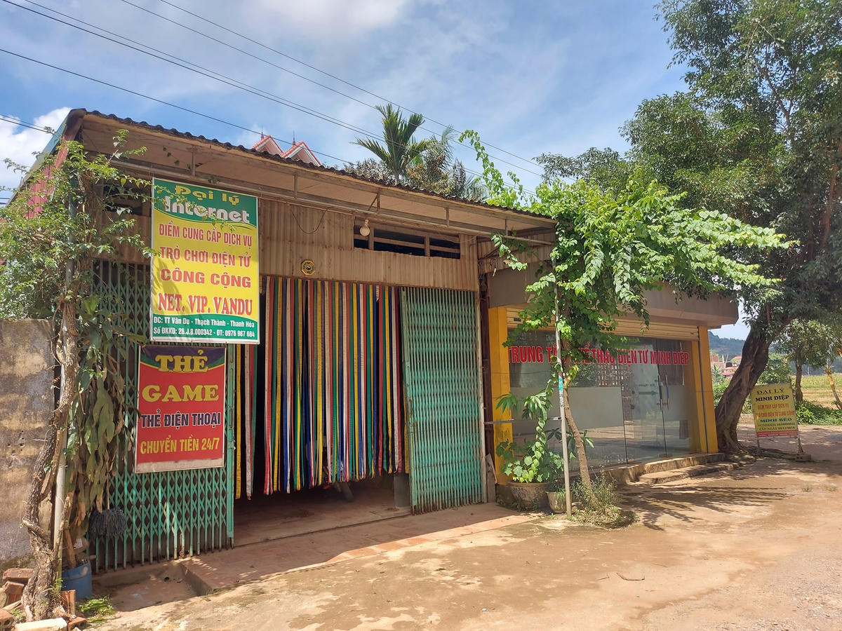 2 quán nét trên địa bàn thị trấn Vân Du không có dấu vết của phạm nhân Triệu Quân Sự.