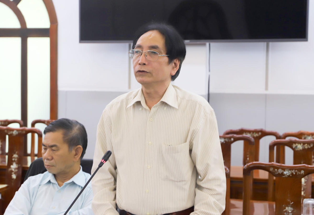GS.TS Nguyễn Minh Đoan, nguyên Trưởng khoa Pháp luật Hành chính Nhà nước – Trường Đại học Luật Hà Nội phát biểu.