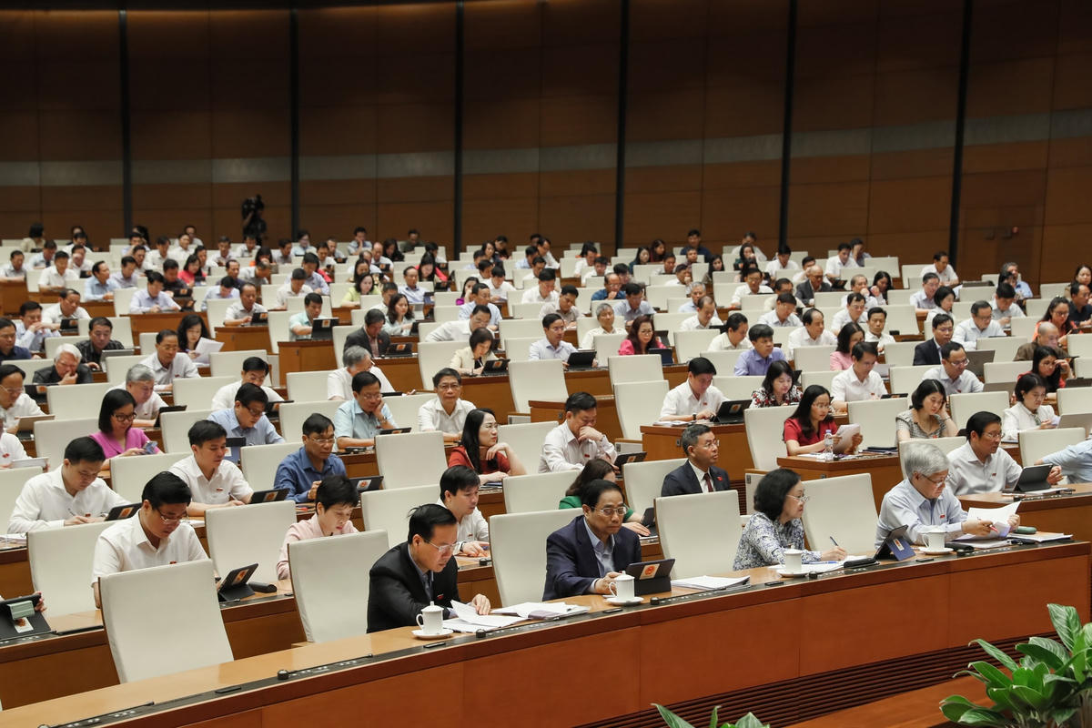 Lãnh đạo Đảng, Nhà nước, Mặt trận tham dự kỳ họp (Ảnh: Quang Vinh)