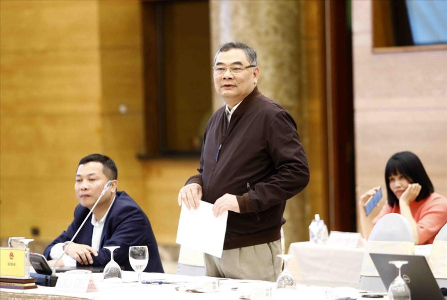 Trung tướng Tô Ân Xô, Người phát ngôn Bộ Công an trả lời báo chí.  Ảnh: Cổng TTĐT Bộ Công an.