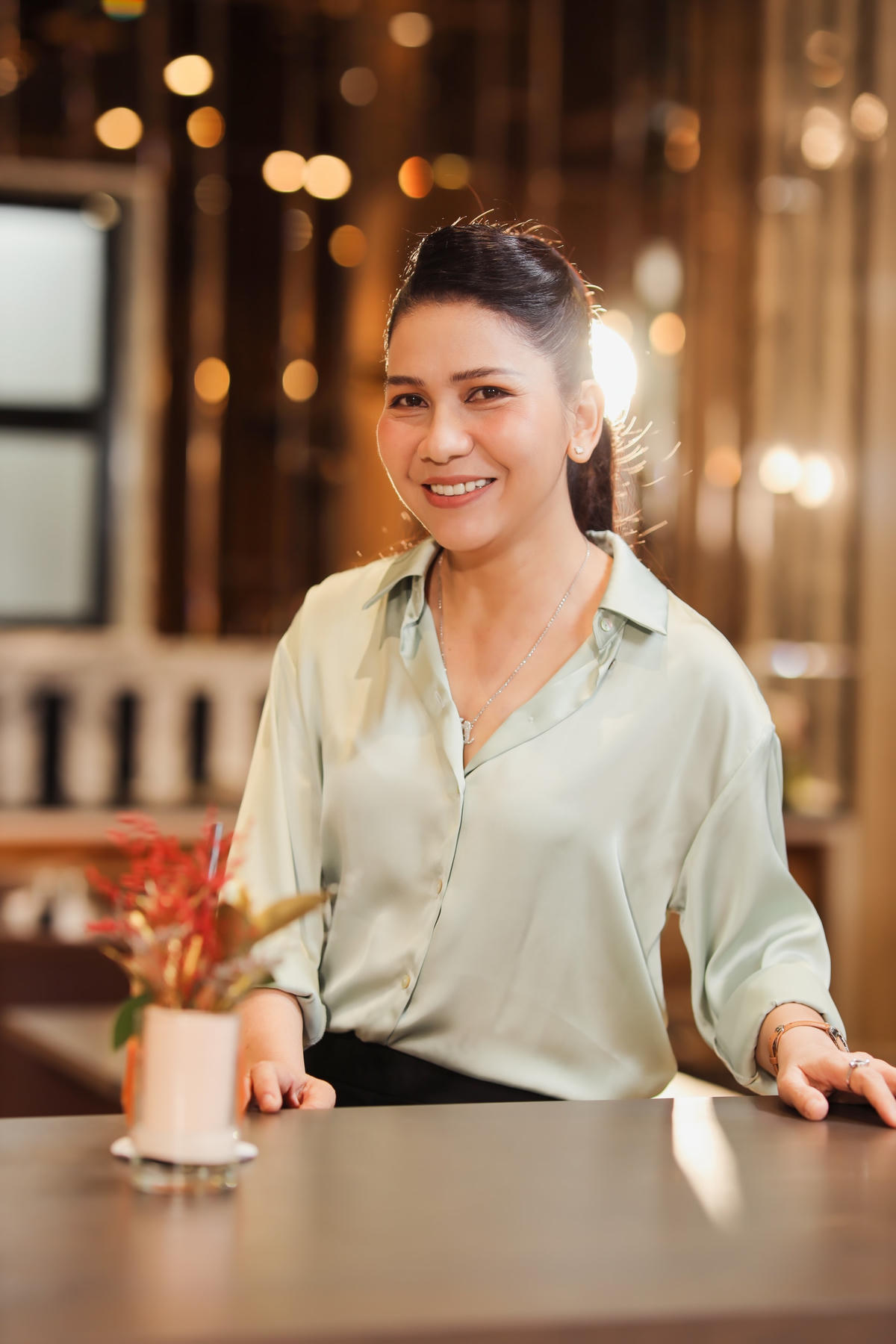 Thụy Mười tâm sự được làm nghề với cô là hạnh phúc. 