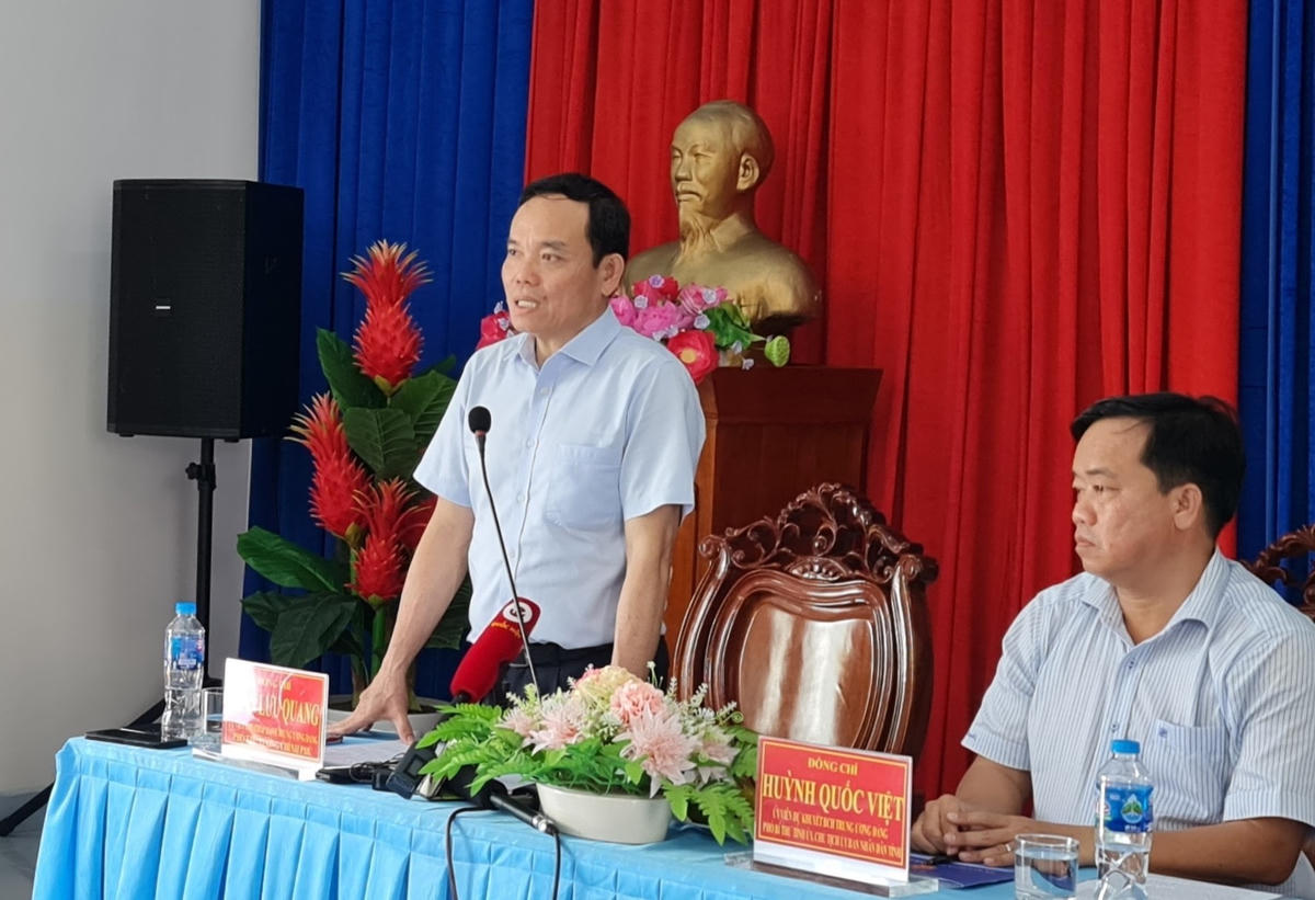 Phó Thủ tướng Trần Lưu Quang phát biểu tại buổi làm việc với cơ quan chức năng tỉnh Cà Mau xung quanh tình hình chống khai thác hải sản bất hợp pháp, không báo cáo và không theo quy định (IUU).